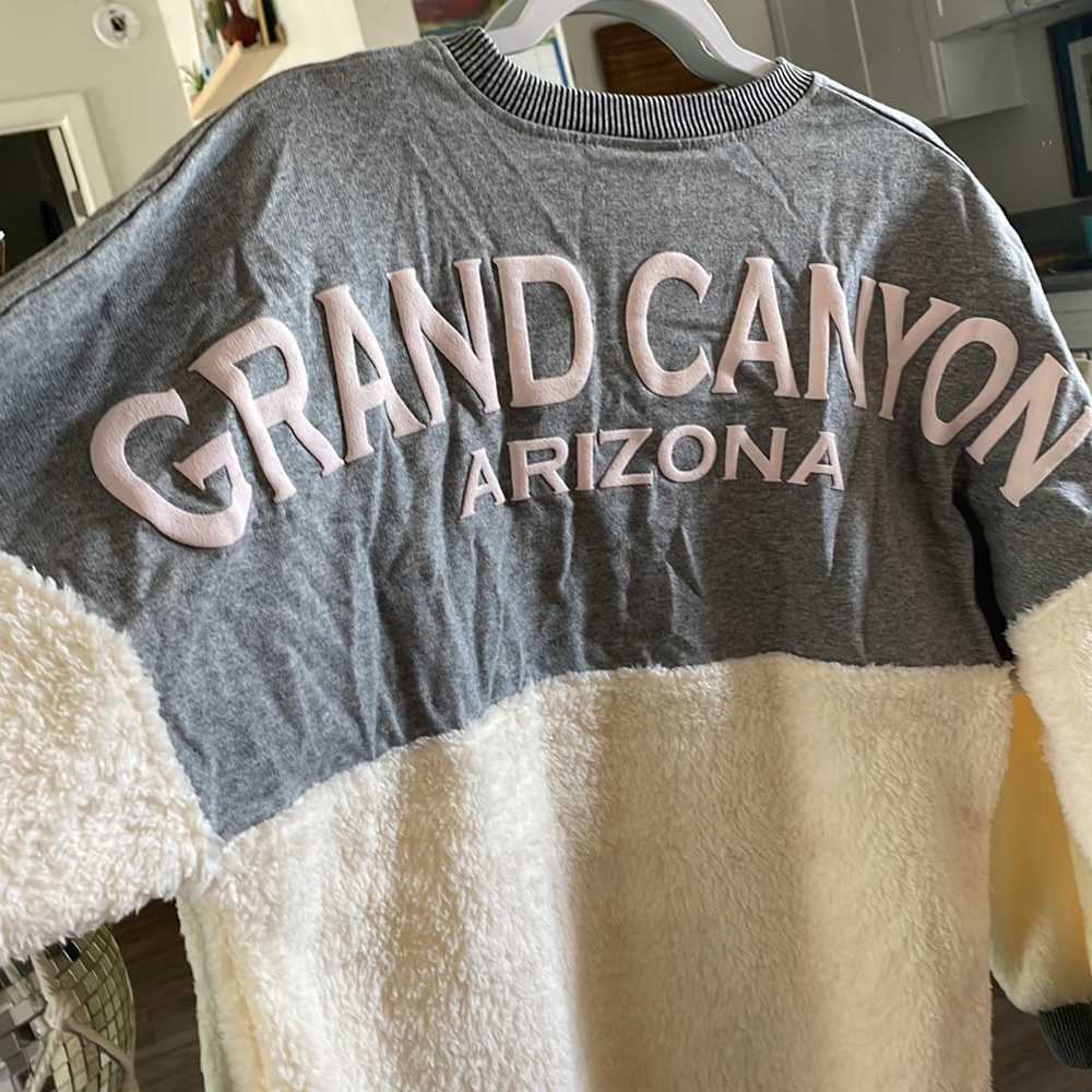 Oversized crew neck